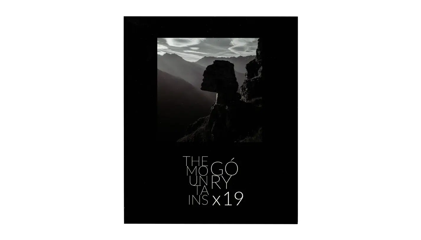 Góry x 19 / The Mountains x 19 - katalog wystawy Biennale Fotografii Górskiej w Jeleniej Górze - Galeria FOTO-GEN OKiS Wrocław 2017