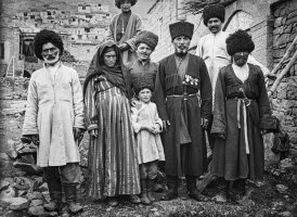 Od Baku po Paryż. Fotograficzne przygody Witolda Marczewskiego