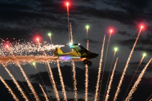 Andrzej Grzelak - Z głową w chmurach