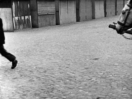 Punkt bieli. Punkt czerni. Fotografia Zdzisława Beksińskiego
