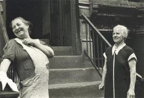 Helen Levitt (1913 - 2009)
