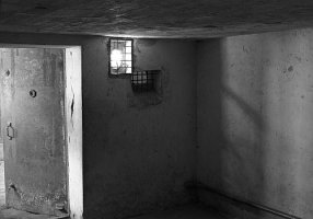 Majdanek w fotografii Edwarda Hartwiga