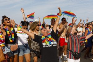 Martin Parr (1952 - 2025)