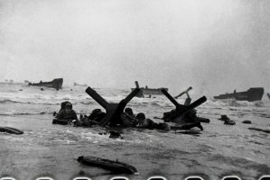 Robert Capa (1913 - 1954)