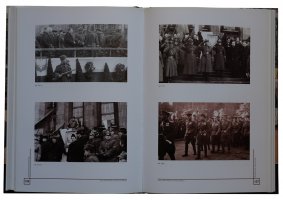 Zatrzymane w czasie. Katalog fotografii dokumentalnej w zbiorach Muzeum Śląskiego