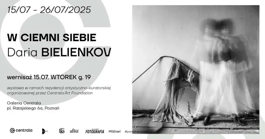 Daria Bielienkov - W ciemni siebie