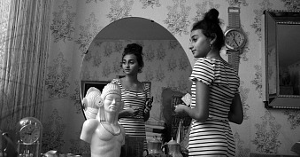 Sonia Styrkacz, Monika Szewczyk - Romowie śląscy i nowohuccy - tożsamość, integracja, codzienność. Wizualne pamiętniki historii Romów - spotkanie autorskie Centrum im. Ludwika Zamenhofa Białystok